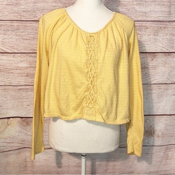American Eagle Yellow Ribbed Crop Long Sleeve Lace Front Crop Top Size XS - Picture 1 of 10